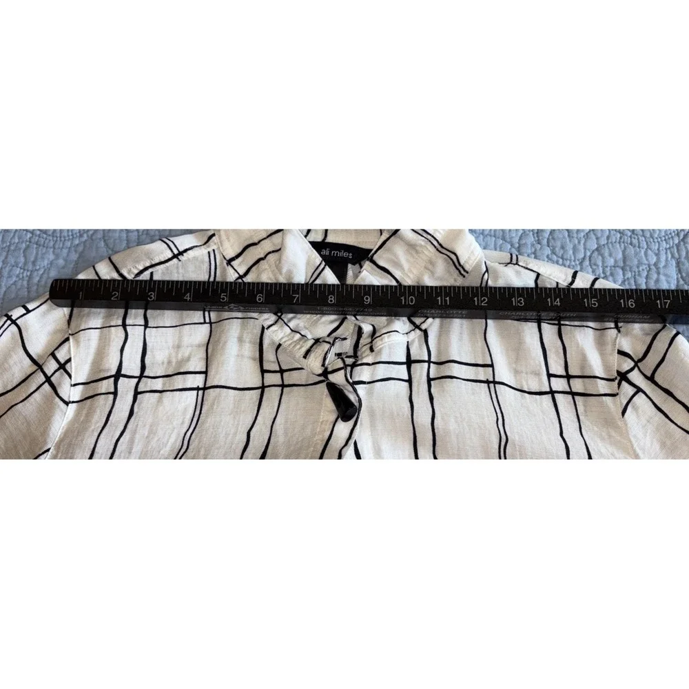 Ali Miles Women's Large Abstract White Black Plaid Button Up Artsy Lagenlook